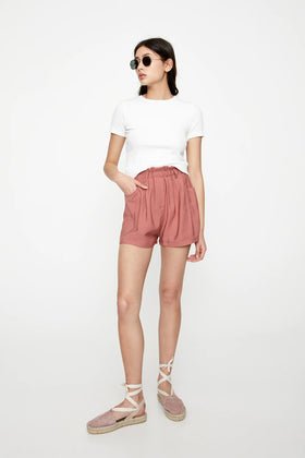 Plain Bermuda Shorts With An Elastic Waistband